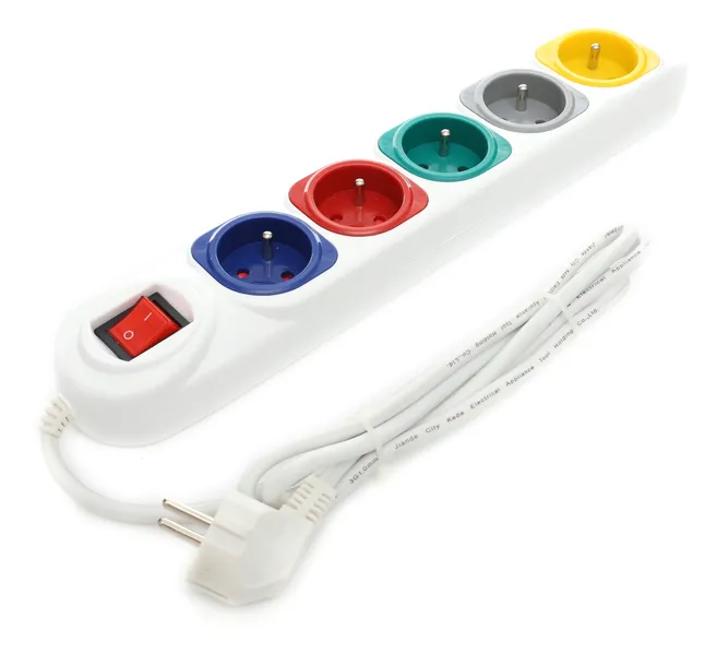 przedluzacz-5m-5gniazd-kd4010-srednica-przewodu-7-mm