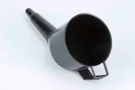 lejek-do-paliwa-cieczy-benzyny-rozne-kolory