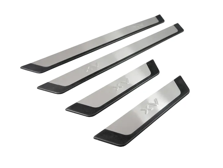 nakladki-listwy-progowe-subaru-xv-2012-stan-nowy-producent-omtec