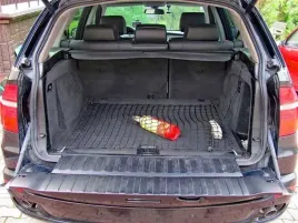 siatka-do-bagaznika-bmw-x5-e70-suv-2006-2013
