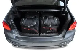 bmw-5-limousine-2016-torby-do-bagaznika-4-szt