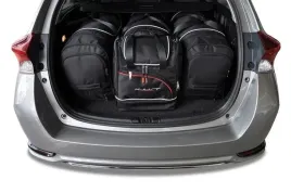 toyota-auris-touring-sports-2013-torby-do-bagazni