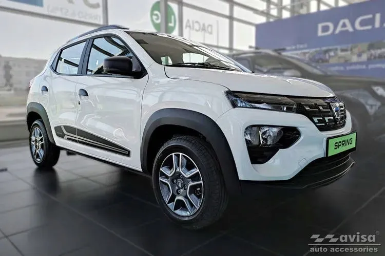 nakladki-progowe-do-mitsubishi-space-star