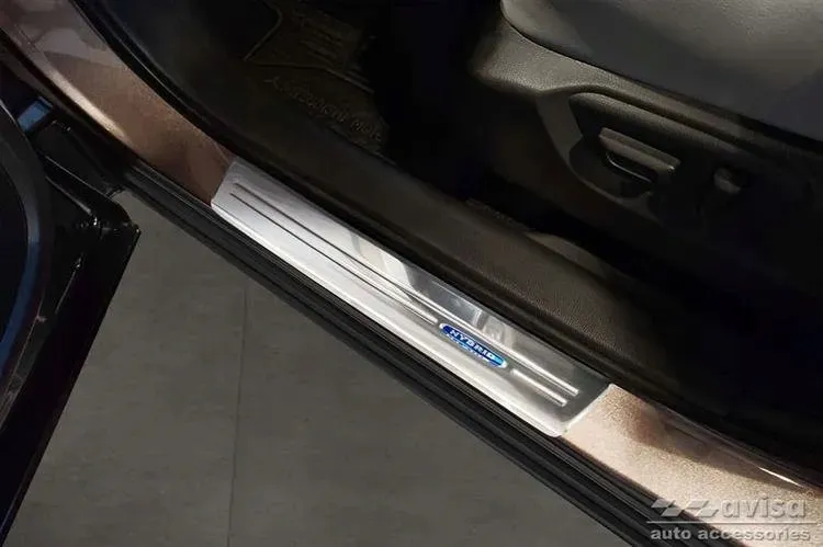 nakladki-progowe-do-mitsubishi-eclipse-cross