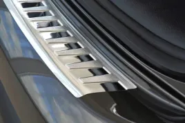 nakladka-na-zderzak-tylny-nissan-qashqai-2-stal