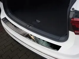volkswagen-tiguan-2-czarna-nakladka-listwa-ochro