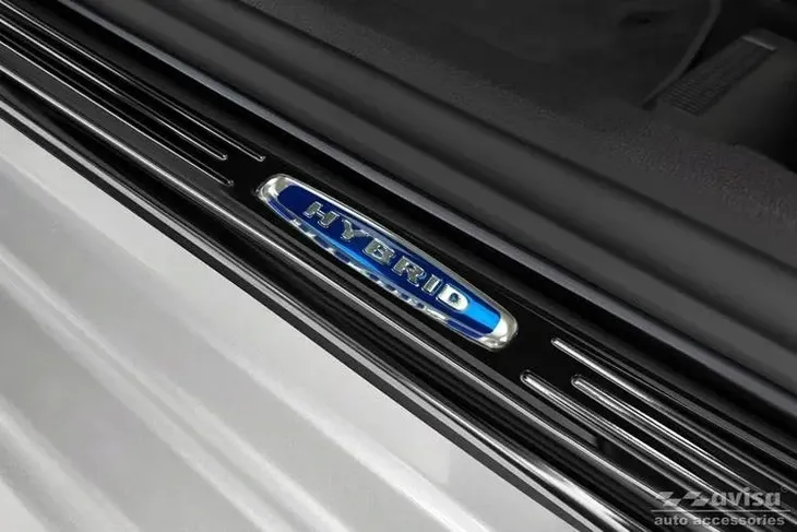 nakladki-progowe-do-ford-mustang-mach-e-waga-z-opakowaniem-2-kg