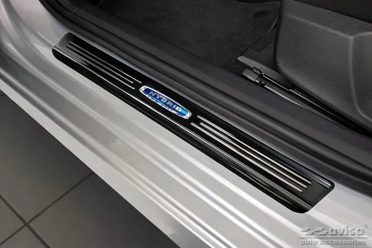 nakladki-progowe-do-ford-mustang-mach-e