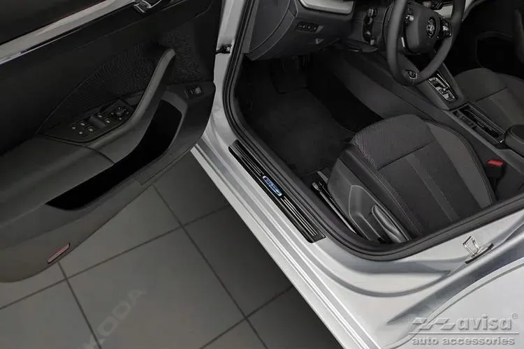 nakladki-progowe-do-ford-mustang-mach-e