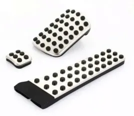 nakladki-na-pedaly-mercedes-automat