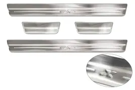 nakladki-progowe-toyota-aygo-x