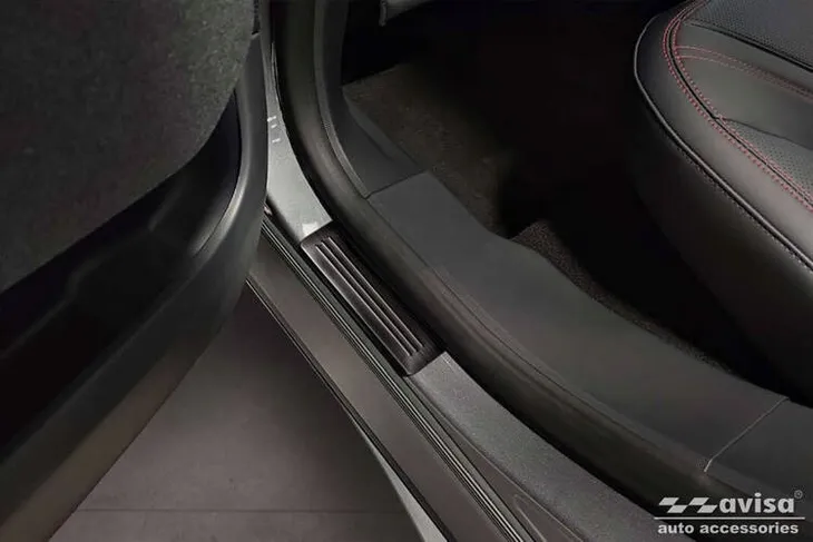 nakladki-progowe-do-ford-mustang-mach-e-stan-nowy-producent-avisa