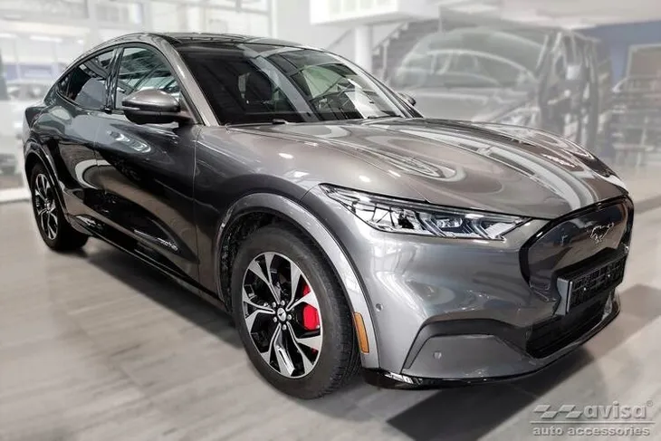 nakladki-progowe-do-ford-mustang-mach-e-numer-katalogowy-producenta-2-26023-stan-nowy