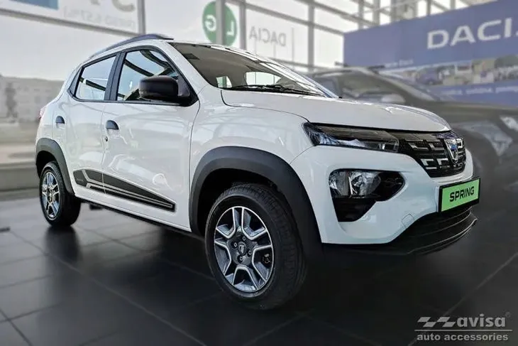 nakladki-progowe-do-mitsubishi-space-star-stan-nowy-producent-avisa