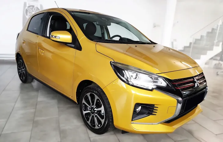 nakladki-progowe-do-mitsubishi-space-star-numer-katalogowy-producenta-2-12019-producent-avisa
