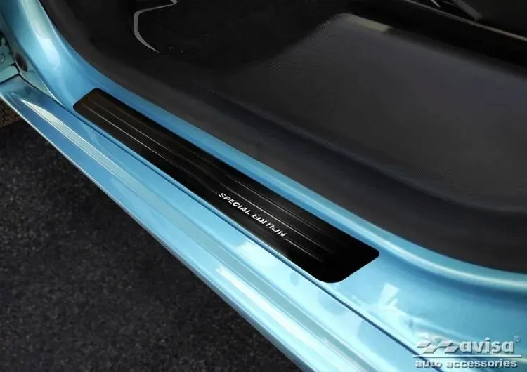 nakladki-progowe-do-renault-zoe