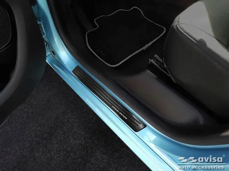 nakladki-progowe-do-renault-zoe