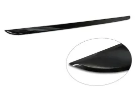 listwa-ozdobna-na-klape-bagaznika-renault-captur-2