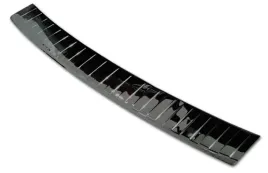 nakladka-na-zderzak-tylny-do-audi-q5-czarna-lustr