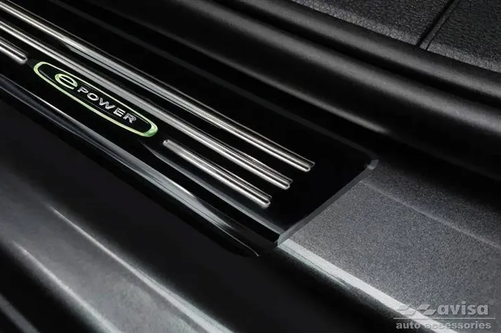 nakladki-progowe-volkswagen-caddy-4-waga-z-opakowaniem-2-kg