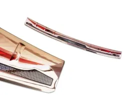 nakladka-na-zderzak-tylny-do-bmw-serii-5-g31-touring-carbon-fiber