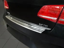 nakladka-na-zderzak-tylny-do-volkswagen-passat-b7