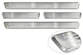 nakladki-progowe-do-volvo-xc40-stal