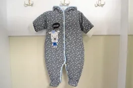kombinezon-niemowlecy-niebiesko-szary