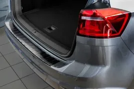 nakladka-na-zderzak-tylny-do-volkswagen-golf-sport