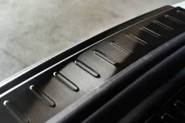 nakladka-na-zderzak-tylny-porsche-macan-czarna