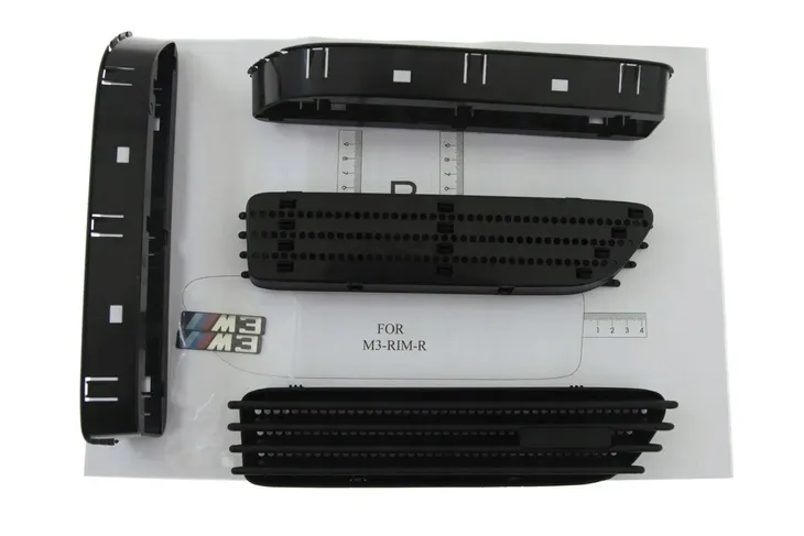 wloty-bmw-m3-black-strona-zabudowy-lewe-prawe