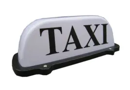 kogut-taxi-szpakowka-bialy-z-oswietleniem