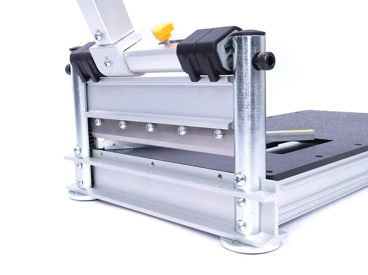 przecinarka-do-paneli-laminowanych-9-kd636-waga-z-opakowaniem-6-kg