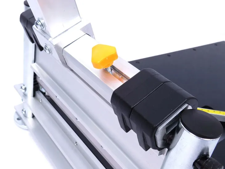 przecinarka-do-paneli-laminowanych-9-kd636-kod-producenta-kd636