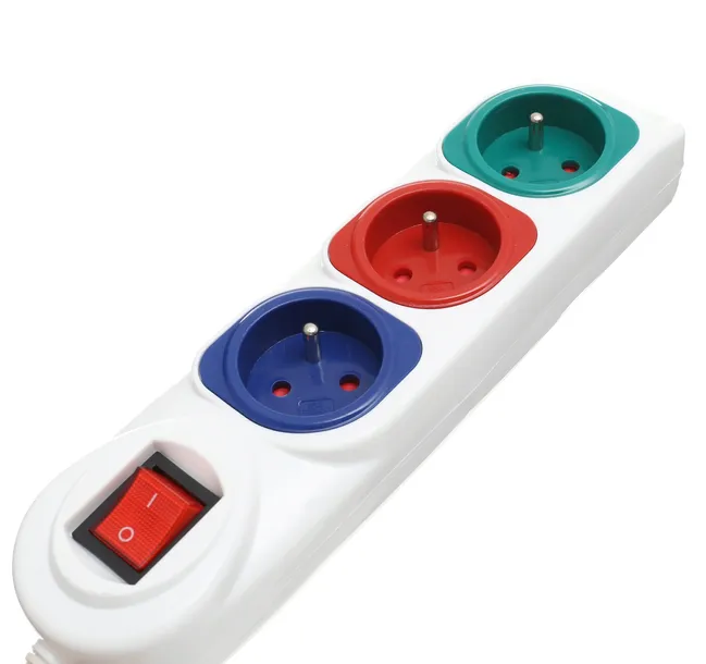 przedluzacz-15m-3gniazda-kd4005-marka-kraftanddele