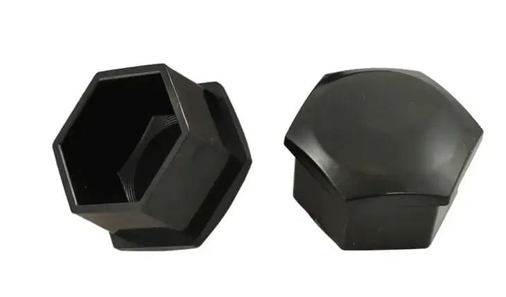 nasadki-na-sruby-17-mm-czarne-waga-z-opakowaniem-0-2-kg