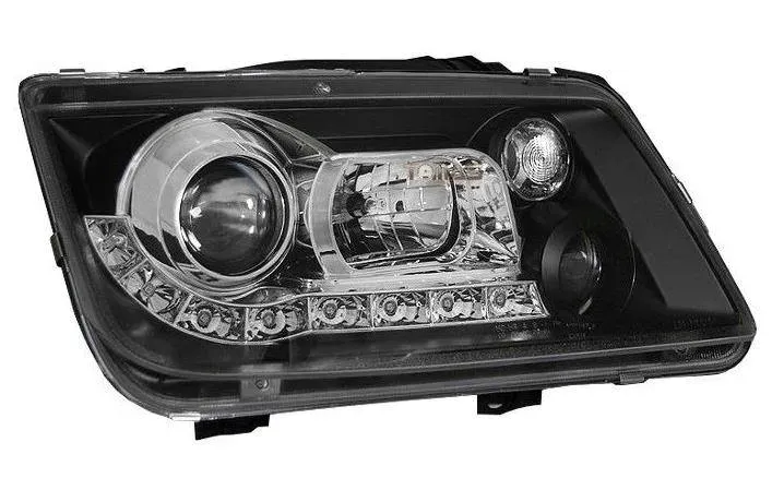 reflektory-przednie-vw-bora-black-daylight