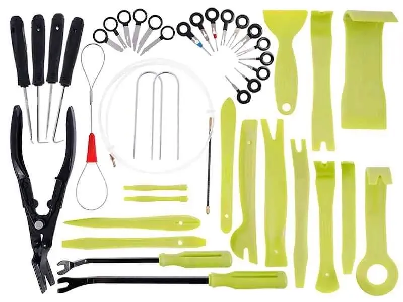 zestaw-sciagaczy-do-tapicerki-42-elem