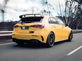 spojler-tylnej-klapy-mercedes-w177-wzor-amg