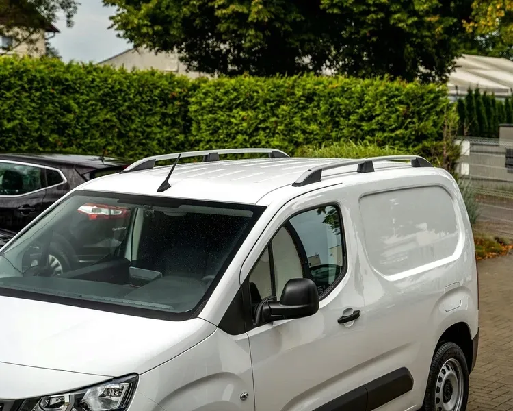 relingi-dachowe-opel-combo-2018-short
