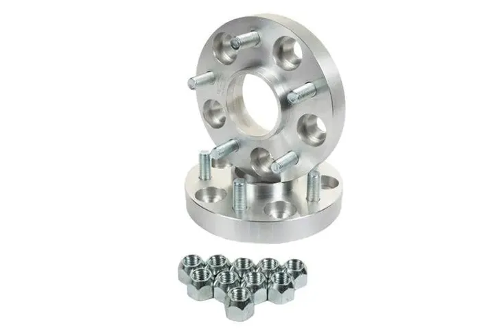 dystanse-przykrecane-50mm-661mm-5x1143-rozstaw-srub-5x114-3