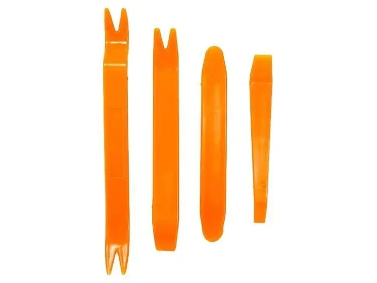 zestaw-sciagaczy-do-tapicerki-4-elementy