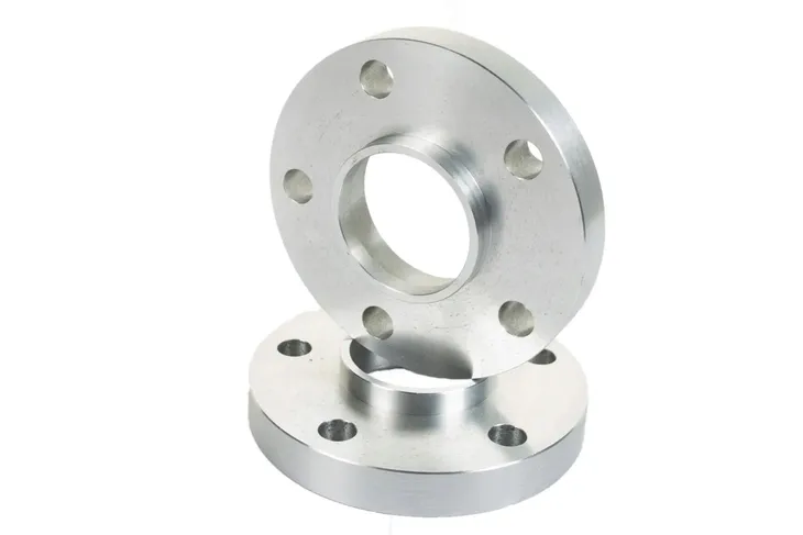 dystanse-20mm-651mm-5x108-waga-z-opakowaniem-6-26-kg