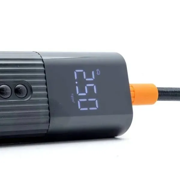 mocny-przenosny-kompresor-samochodowy-cyfrowy-12v-marka-einparts-automotive-waga-z-opakowaniem-1-kg