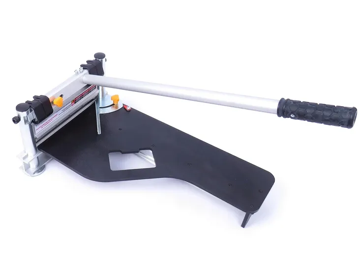 przecinarka-do-paneli-laminowanych-9-kd635-maksymalna-grubosc-paneli-16-mm