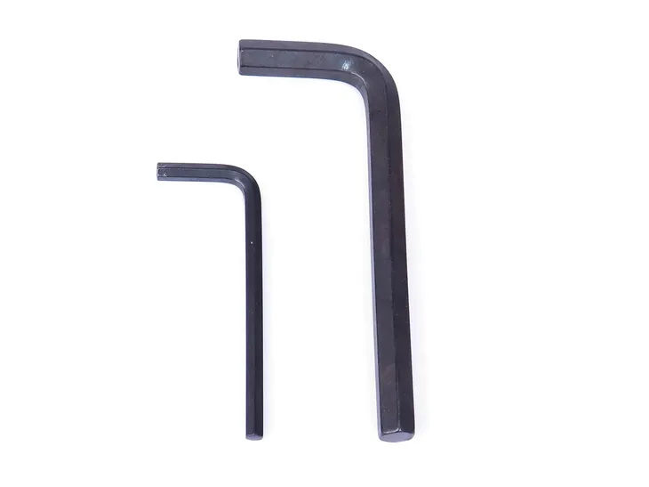 przecinarka-do-paneli-laminowanych-9-kd635-maksymalna-grubosc-paneli-16-mm-stan-nowy