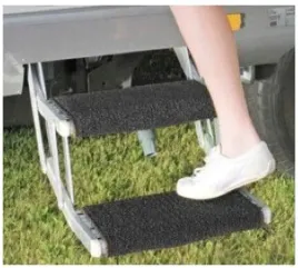 wycieraczka-na-stopien-wejsciowy-kempingu-fiamma