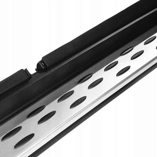 progi-do-mercedes-gle-c167-numer-katalogowy-producenta-71311-producent-st-parts