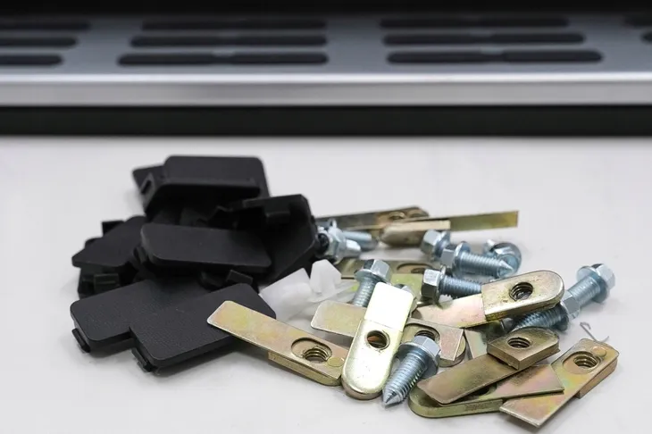 progi-do-mercedes-gla-2020-producent-st-parts-numer-katalogowy-producenta-73575-stan-nowy