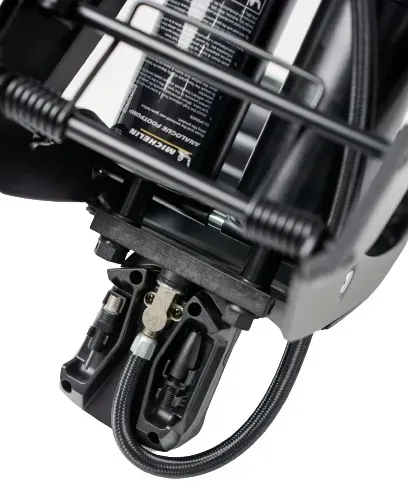 michelin-pompka-nozna-do-opon-z-manometrem-jednotlokowa-stan-nowy